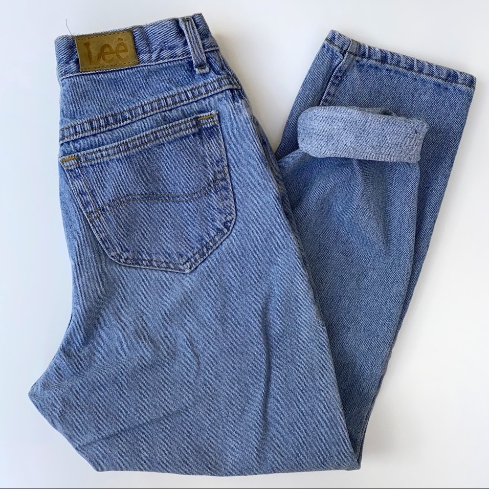 SOLD / VTG LEE • high waisted mom jeans